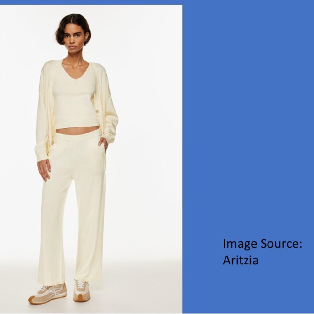 Cream Babaton knit gorgeous soft flared pants, elastic waist, 15 cashmere, XS